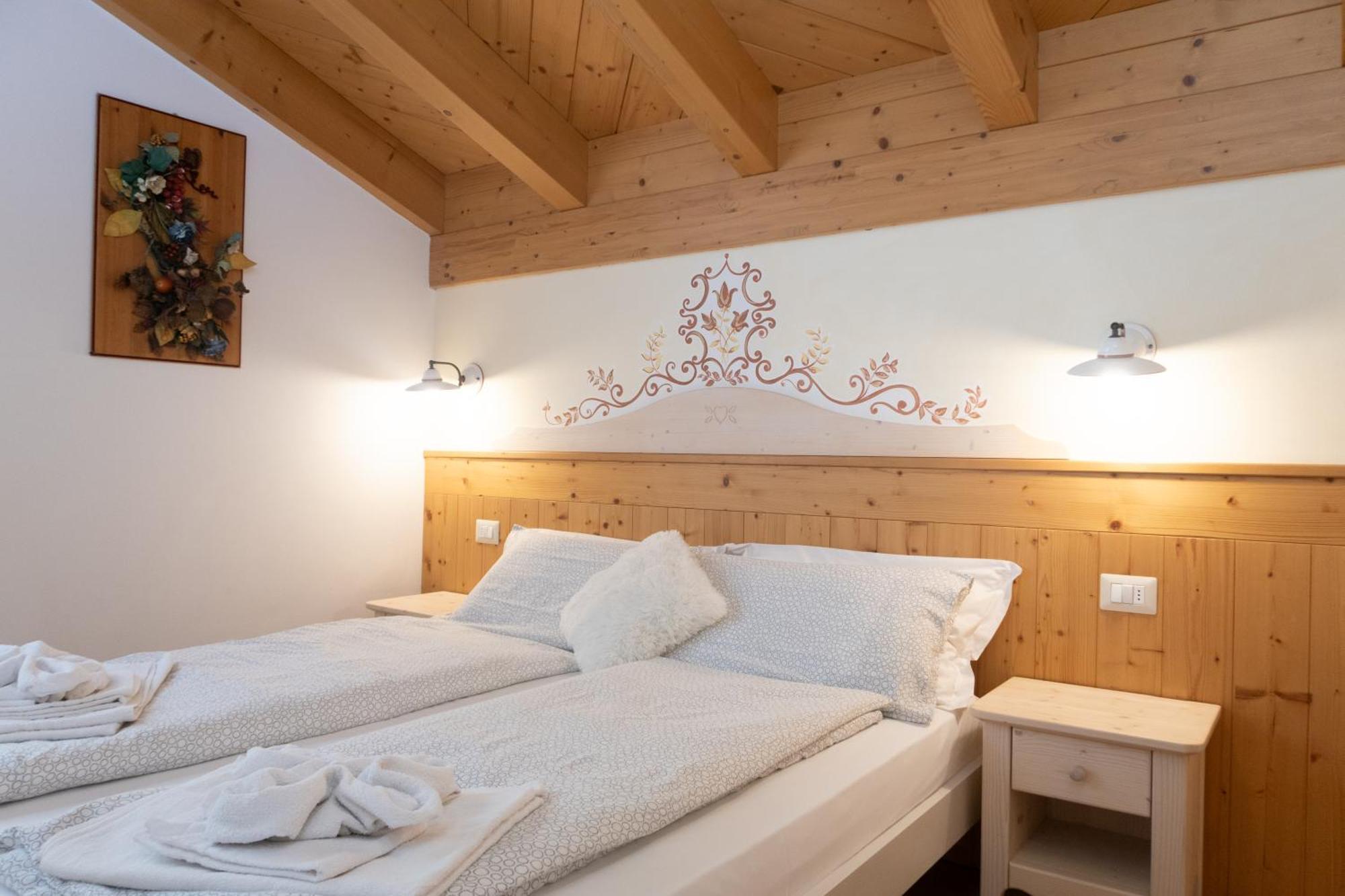 Villa La Dama Del Lago Molveno Luaran gambar