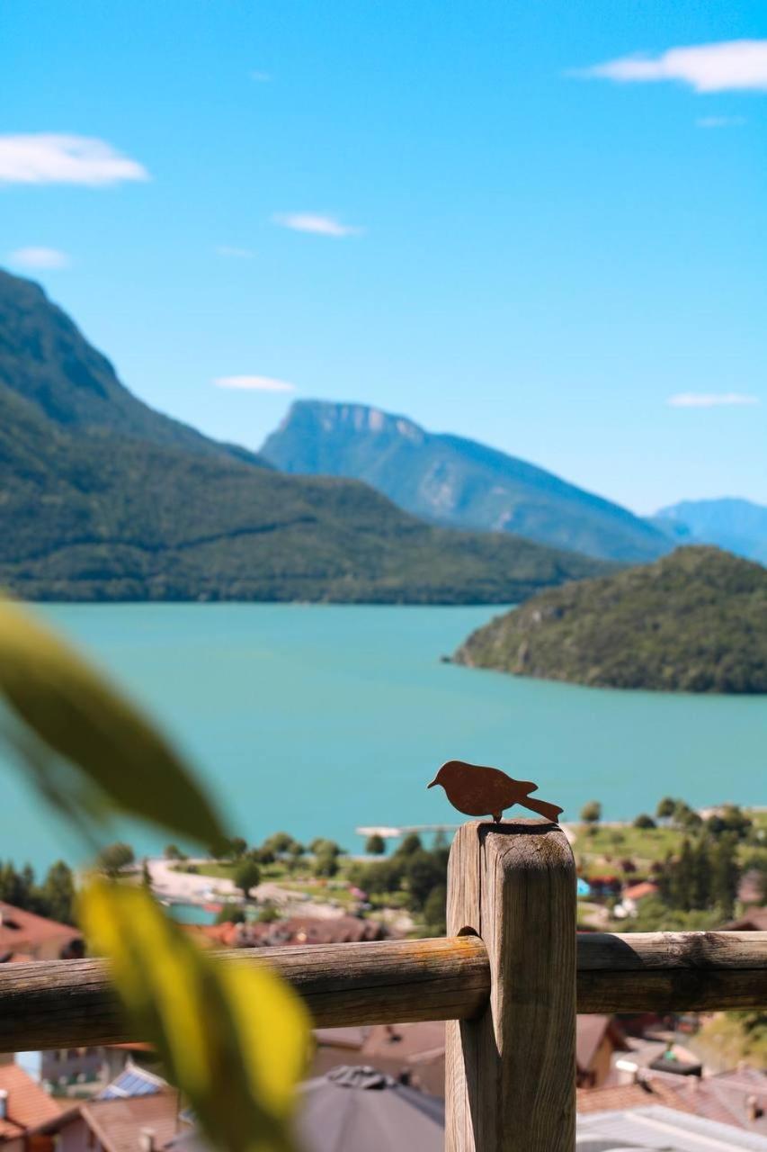 Villa La Dama Del Lago Molveno Luaran gambar
